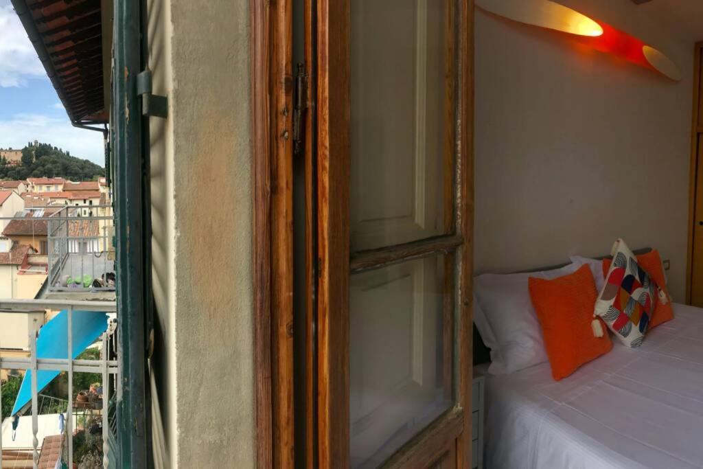Sunny Top Floor In San Frediano Florence Ngoại thất bức ảnh