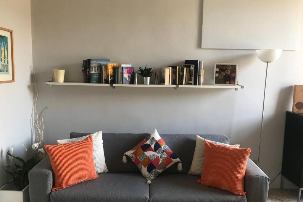 Sunny Top Floor In San Frediano Florence Ngoại thất bức ảnh