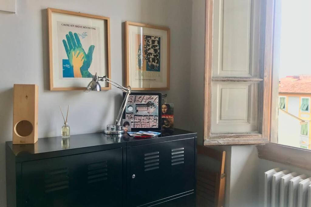 Sunny Top Floor In San Frediano Florence Ngoại thất bức ảnh